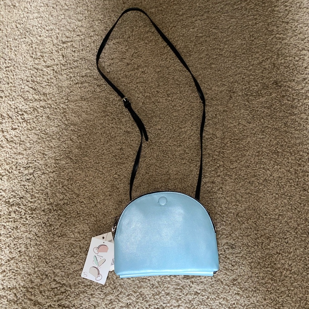 Women’s reversible crossbody purse